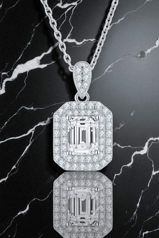 Lara Emerald Halo Pendant 1ct