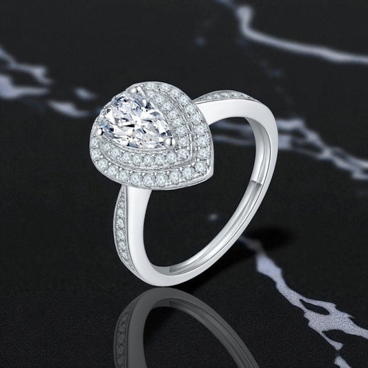 Pear Cut Halo Ring 1ct