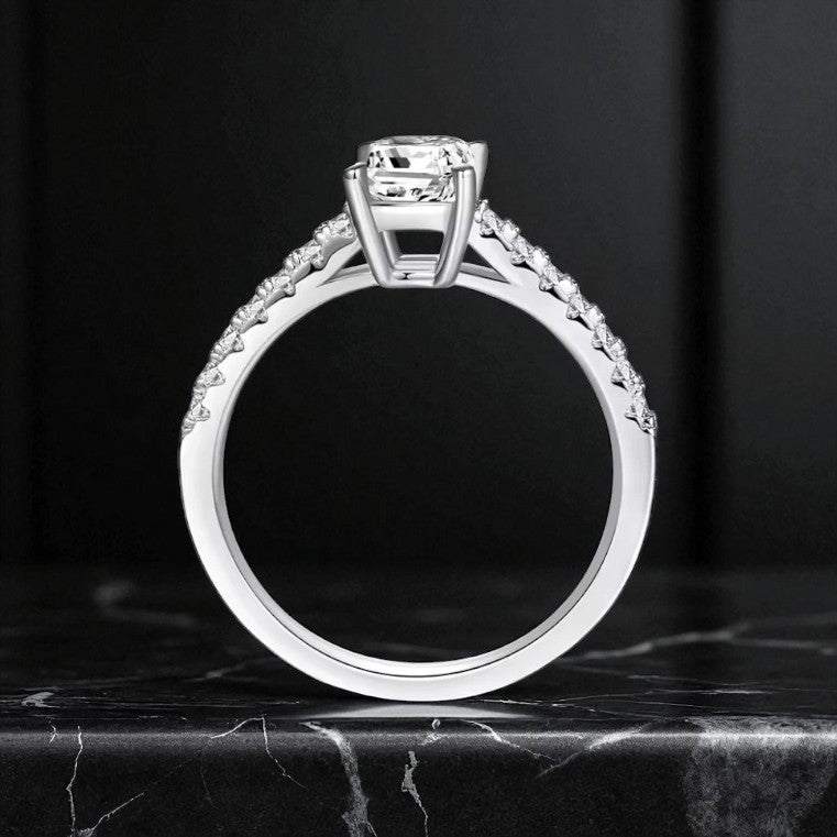 The Emerald-Cut Ring 1ct