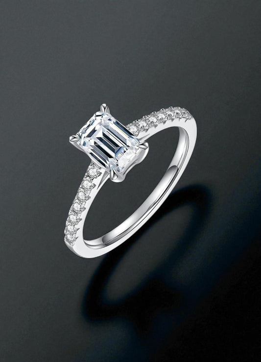 The Emerald-Cut Ring 1ct