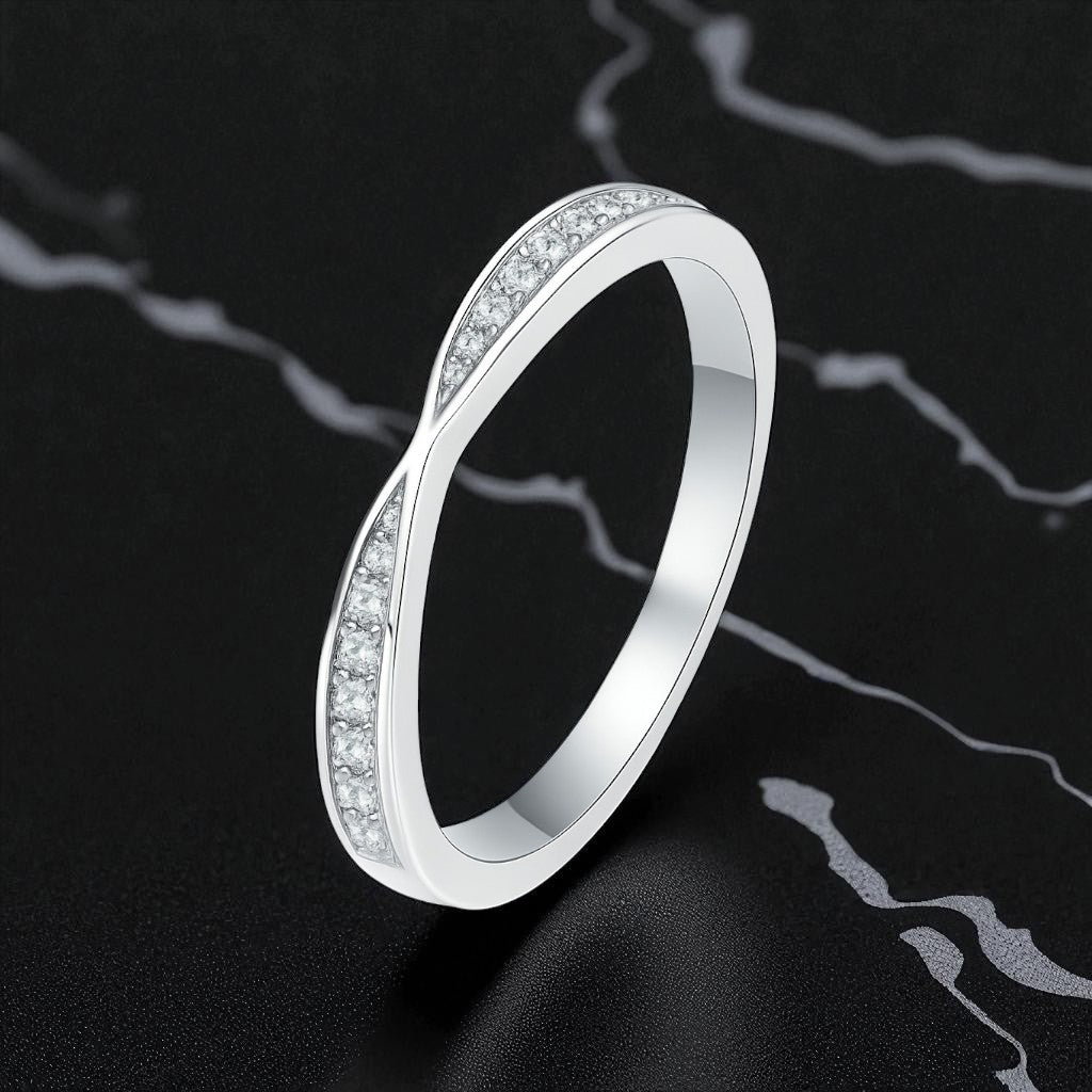Diamond Twist Band