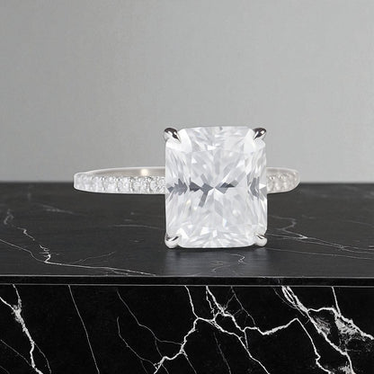 Radiant-Cut Diamond Ring 4ct