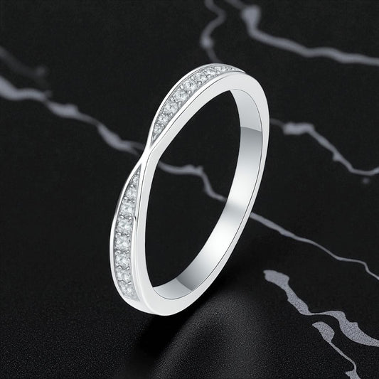 Diamond Twist Band